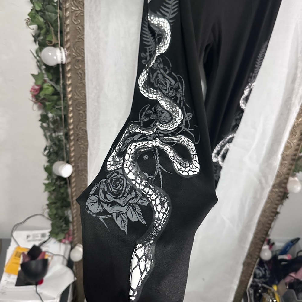 ROMWE Black Snake Leggings XL - Picture 2 of 6